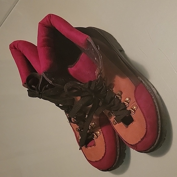 Multi Colored fashion boots like new size 7 and half - Picture 3 of 7